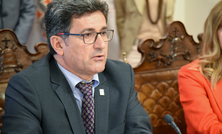 El vicerrector de Relaciones Internacionales, Efrem Yildiz,durante la presentación