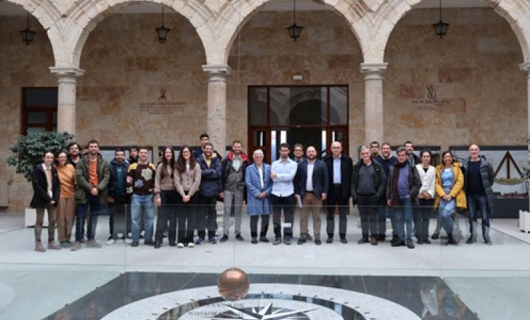 La Nobel de Física Anne L'Huillier preside en la Universidad de Salamanca una innovadora tesis sobre luz estructurada 