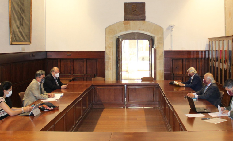 Jurado del premio Alumni Internacional “López Martí”