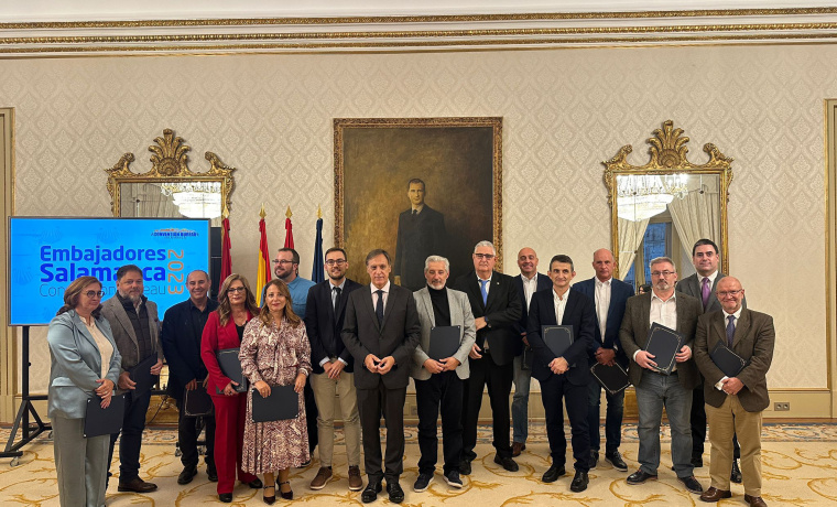 El Ayuntamiento reconoce al técnico del SAS José Lorenzo García Sánchez como Embajador de Salamanca Convention Bureau