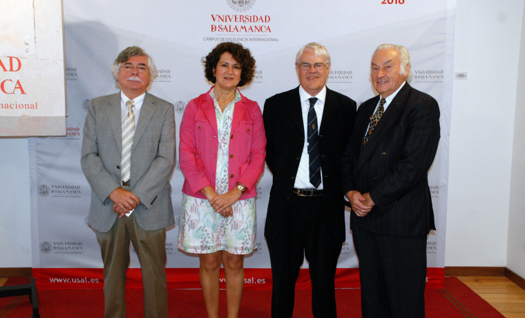 Román Álvarez, Mª Ángeles Serrano, James Bade y Antonio Regueiro.