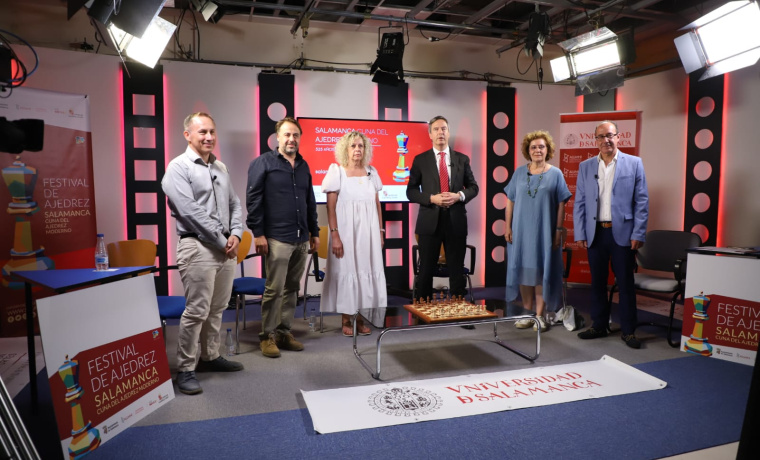 Amador González de la Nava, Fernando Castaño, Celia Aramburu, Enrique Sánchez-Guijo, Margarita Becedas y José Francisco Merino