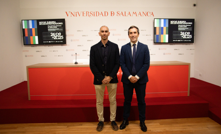 Raul Rivas, director del Servicio de Producción e Innovación digital; y Federico Bueno Mata, vicerrector de Transferencia, Innovación y Emprendimiento de la Universidad de Salamanca en rueda de prensa 