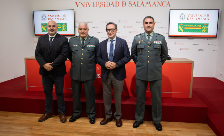 La Universidad de Salamanca y la Guardia Civil firman un protocolo general de actuación en materia de formación e investigación científica