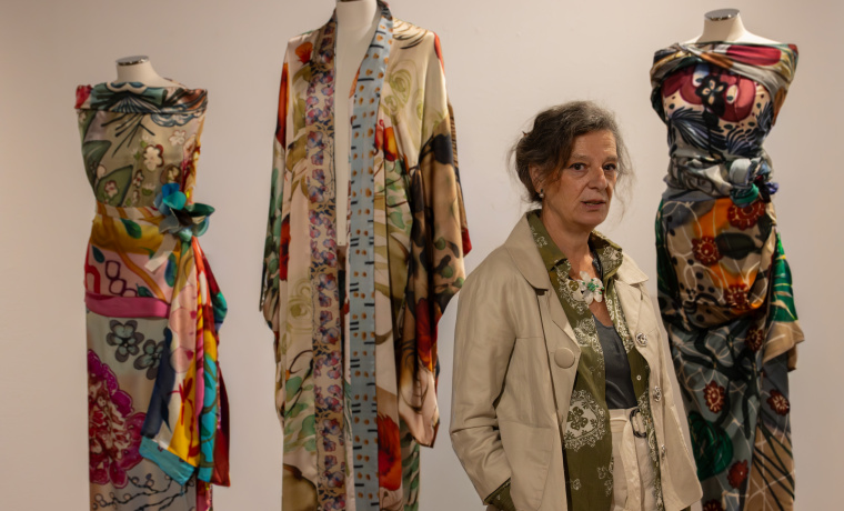 Ana Zaragozá, artista de la exposición "El aire que nos envuelve" en el Centro Cultural Hispano Japonés