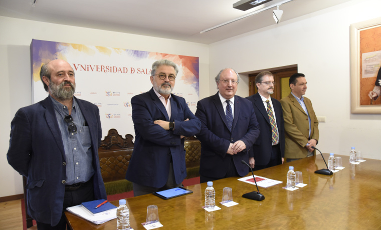 Antonio Notario, Andrés Ordoñez, Enrique Cabero, Antolín Sanchez Cuervo y Diego Celorio en la rueda de prensa