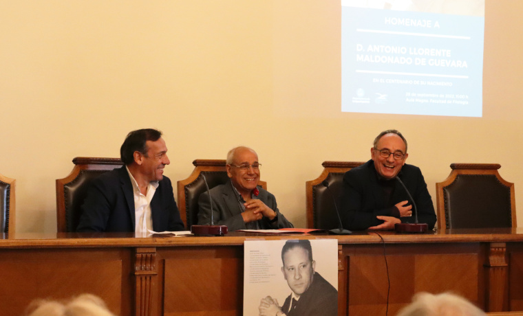 Homenaje al catedrático de Lengua Española Antonio Llorente Maldonado