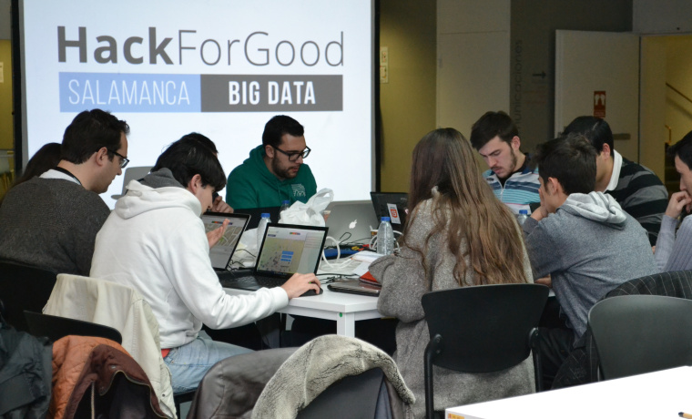 Medialab USAL impulsa proyectos de ciencia ciudadana en los barrios y un laboratorio de cuidados digitales