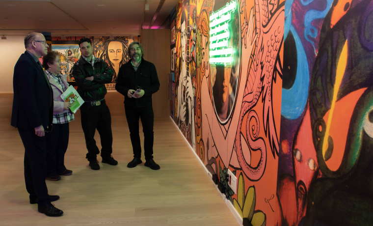  La vicerrectora de Cultura, Matilde Olarte; el director del Servicio de Actividades Culturales, Javier Panera; el director del Centro de Estudios Brasileños, José Manuel Santos; y el compositor de la pieza musical, Sergio Zambrano   